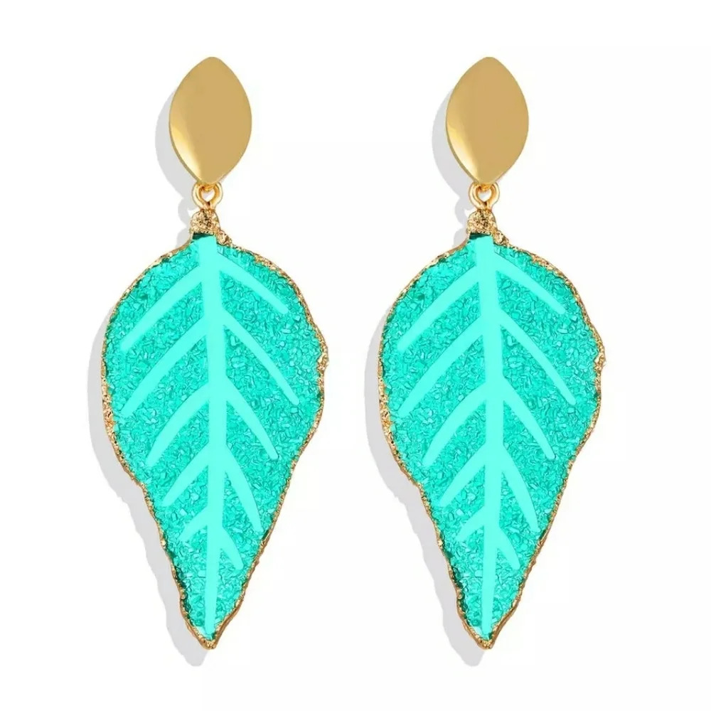 NEW HOST PICK!! 🥳 | Green Druzy‎ Dangle Leaf Earrings